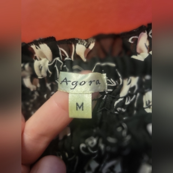 Agora Women's Black And White Flowy Boho Top Size Medium - Picture 9 of 14